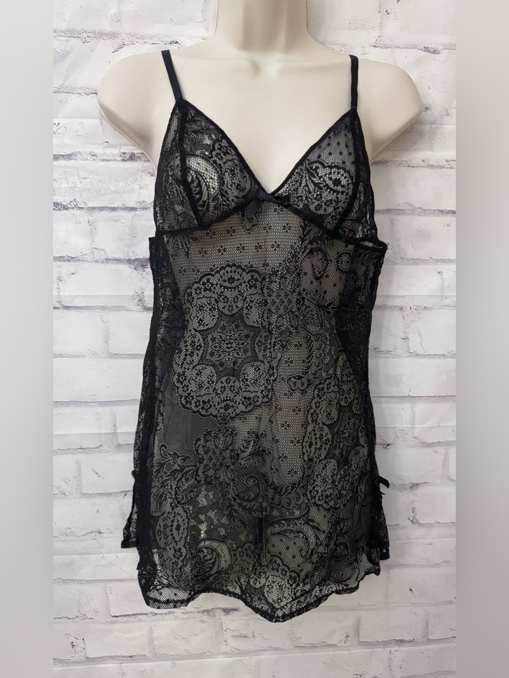 Victoria’s‎ Secret Med Black Neglige Gown Sheer Sexy Lace Chemise Roleplay